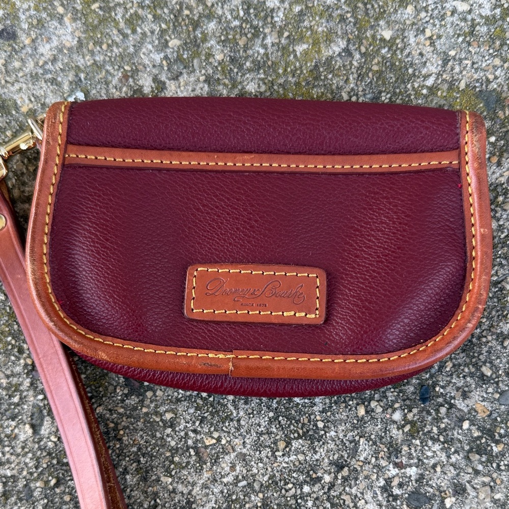 Vintage Dooney & Bourke Red Maroon Leather Wristlet with Tan Trim